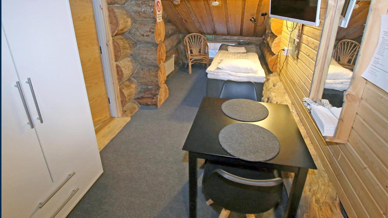 库克利希瓦斯公寓度假屋 萨利色尔卡 外观 照片